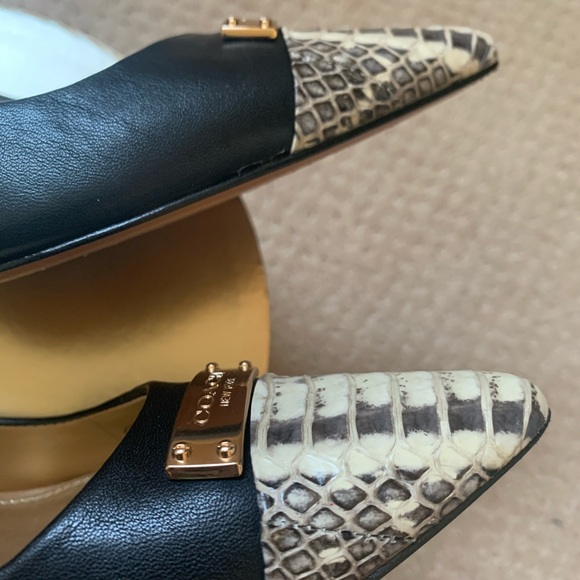 Black/Black-white Coach heels - Picture 2 of 10